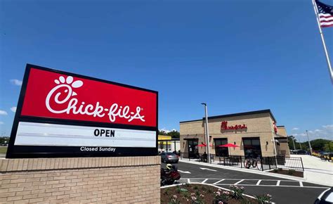 Leesburgs First Standalone Chick Fil A Opens Leesburg