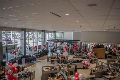 Joe Machens Toyota - Columbia, MO | Cars.com