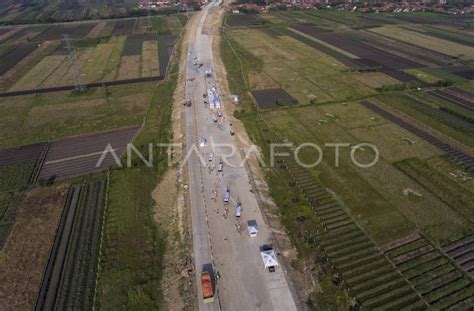 PEMBANGUNAN TOL PEJAGAN PEMALANG ANTARA Foto