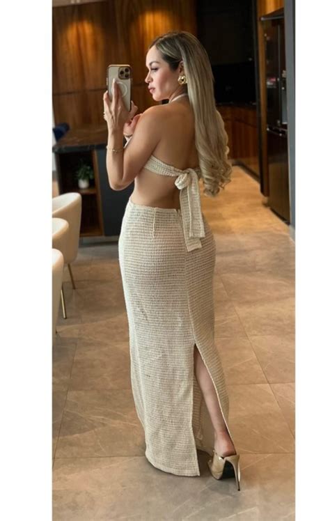 Vestido Nude Con Flor De Playa Frida Sofia Boutique