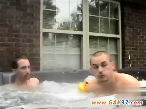 Amateur Gay Swallowing Everyone Gets In On The Action Completing With Plenty Of Cum