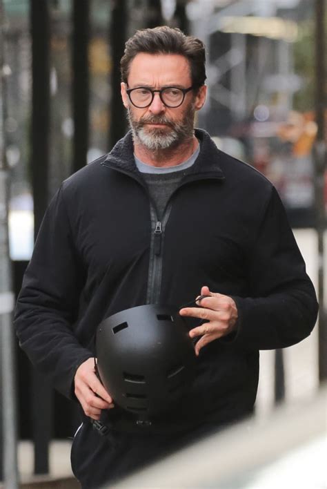 Hugh Jackman fans suspect he's looking for love after spotting 'sign ...