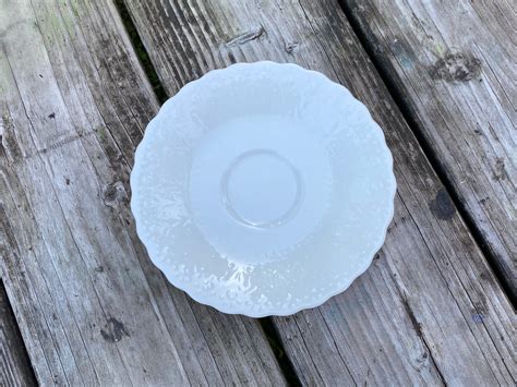 Mikasa White Silk Bone China Saucer 24300 Ppm Lead On The Food