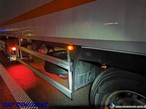 Jedna Osoba Poszkodowana W Wyniku Wypadku Na Autostradzie A O