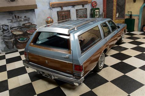 Oldsmobile Custom Cruiser Station Wagon Rd Classics