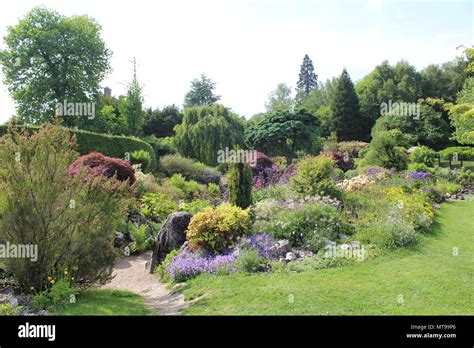 Gardens at emmetts garden National trust Stock Photo - Alamy