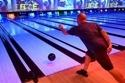 √ Panduan Lengkap Cara Main Bowling Untuk Pemula