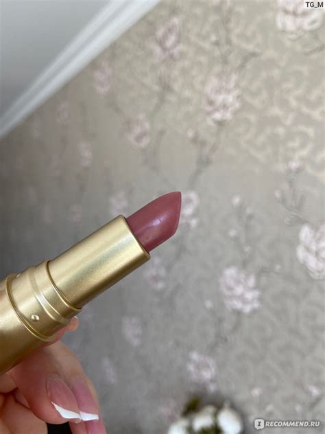 Губная помада Vivienne Sabo LIPSTICK ROUGE A LEVRES NUDE CREATEUR Классная помада в