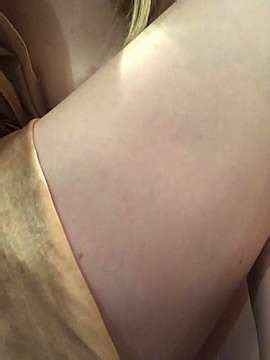 Sweet Angelica Naked Stripping On Cam For Live Sex Video Chat Gyrls