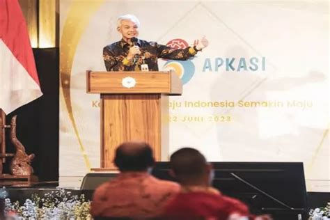 Di Hadapan Bupati Se Indonesia Ganjar Tekankan Pentingnya Sinkronisasi