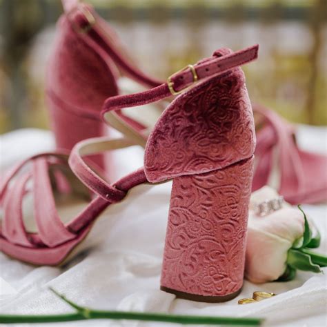 ZAPATOS DE NOVIA EN TERCIOPELO | LISA LOPEZ