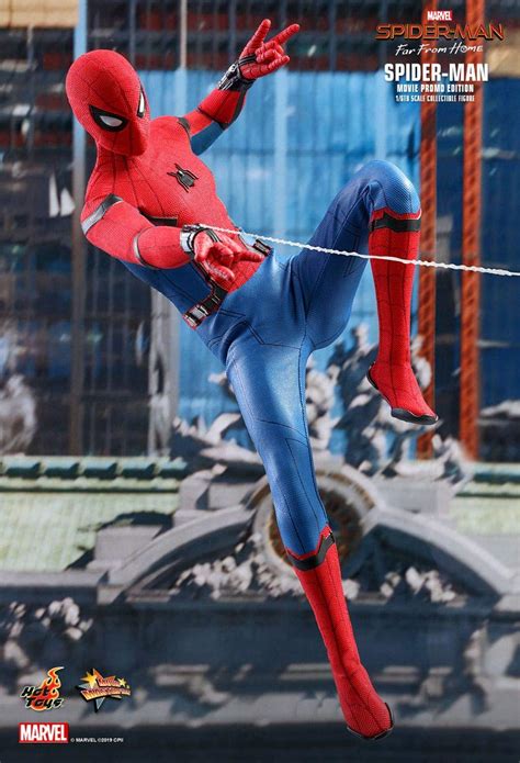 Hot Toys Peter Parker