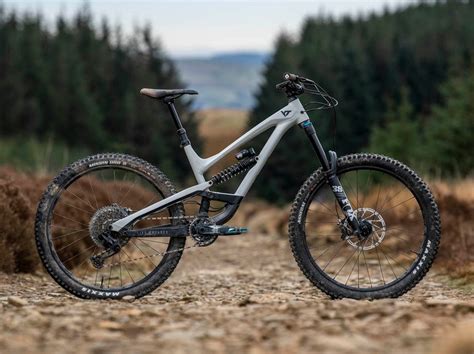 YT Capra Shred Review BikeRadar | atelier-yuwa.ciao.jp