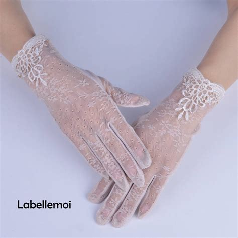 New Anti-UV elegant Nude lace glove womens short glove touch | Etsy
