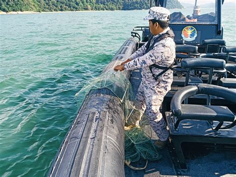 Maritim Perak Rampas 28 Set Bubu Naga Di Perairan Lumut MG Perak