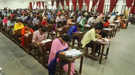 DSHE issues guidance for HSC exams - Bangladesh Post