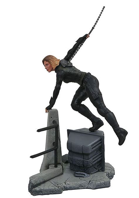 Avengers Infinity War Black Widow Pvc Figure Diamond Select Amazonnl Speelgoed And Spellen