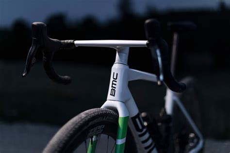 De BMC Kaius 01 gravelbike is om mee te racen - Racefietsblog.nl