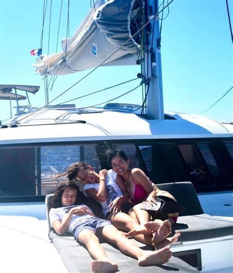 H Ng Nhung G Y M V I Bikini B T O Nh N C B Ng Cu N Cu N Tu I U M B T Ng