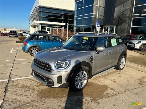 Melting Silver III Metallic 2023 Mini Countryman Cooper S All4 Exterior