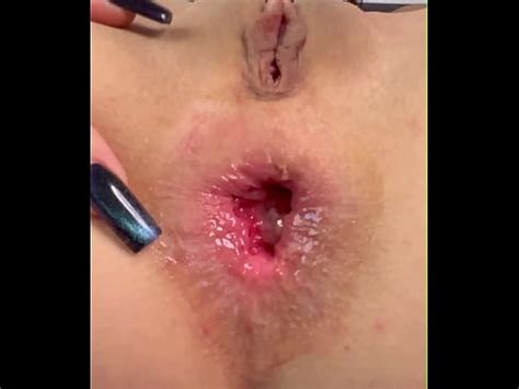 HORNY TEEN NEIGHBOR GIRL MAKES A GAPE FUCKS HER ASS AND CUM WITH A SQUIRT CLOSE UP VIEW HD