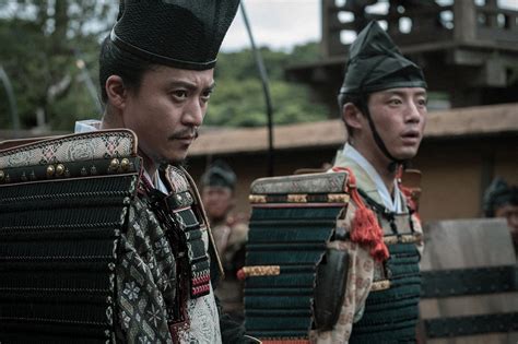 大河ドラマ「鎌倉殿の13人」第41話。戰場を一人去る北条義時（小栗旬・中央）。その胸中は（c）nhk ― スポニチ Sponichi