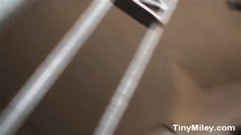 Teen Showering Naked In Hotel Room