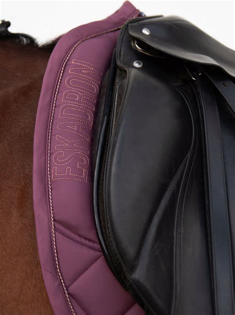 Eskadron Saddle Pad Highgloss Avantgarde Cassis Equusvitalis