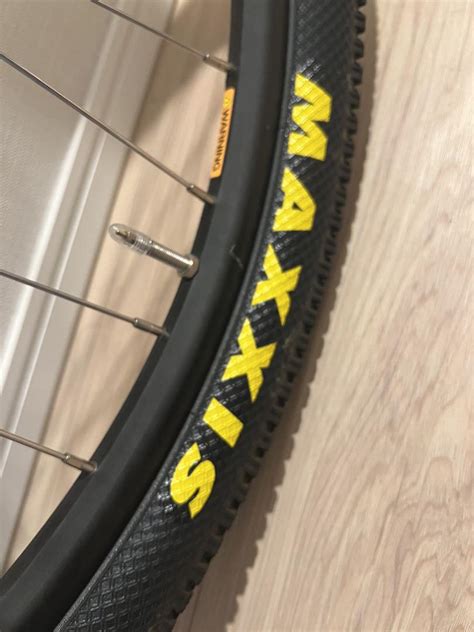 mtb maxxis タイヤセット フロントホイール wtb sx19 - パーツ