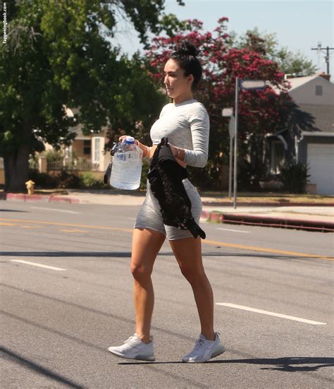 Bre Tiesi Bre Tiesi Nude OnlyFans Leaks Fappening Page FappeningBook