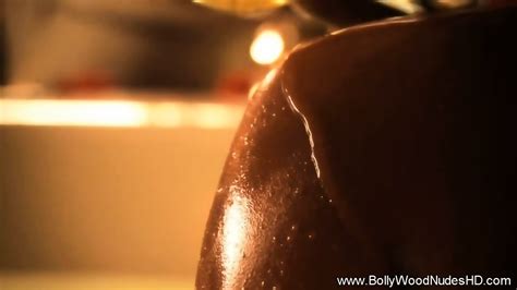 Naked Seduction From The Orient