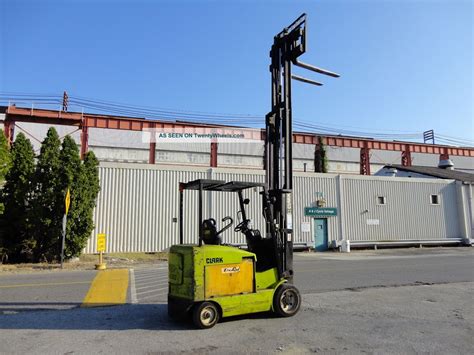 Clark Ecg32 6 000lb Electric Forklift Triple Mast Side Shift