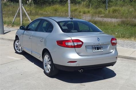 Test Renault Fluence Privilege Cvt Conduciendo