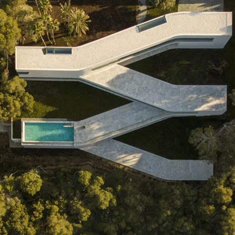 Fran Silvestre Arquitectos Esv Poolique Minimalist Pool