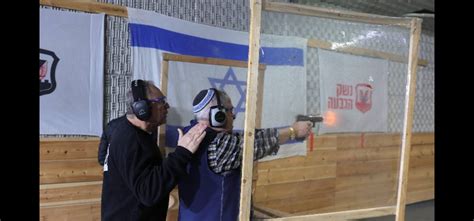 Haaretz: Около 100 тысяч жителей Израиля подали запросы на ношение оружия