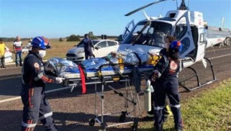 Motorista fica ferido em colisão frontal carreta na BR 272 Tásabendo