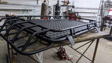 Багажник экспедиционный Chevrolet Niva SE. Багажник на рейлинги ...