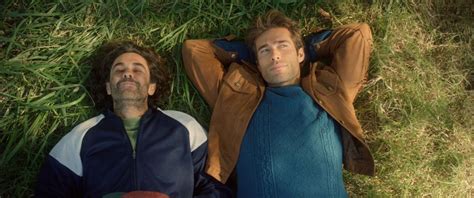 Crítica de Humo bajo el agua Mariano Martínez y Rodrigo Guirao en una historia de amor gay