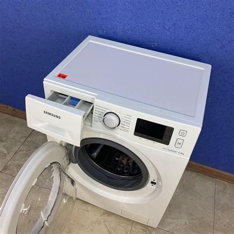 Samsung Ecobubble WF60F4E5W2W - Узкие стиральные машины
