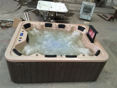 Person Whirlpool Massage Acrylic Outdoor Freestanding Bath Tub Hot Balboa Optional