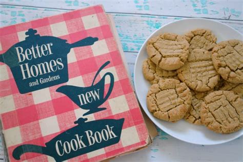 The Best Peanut Butter Cookie Recipe - Retro Housewife Goes Green