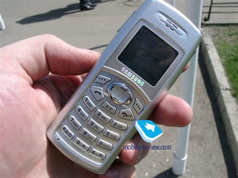 Mobile-review.com Обзор GSM-телефона Samsung C100.