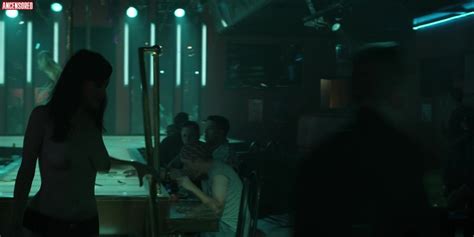 Ozark Nude Pics Page 1