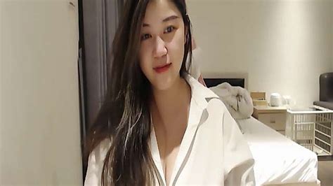 MiFei Naked Stripping On Cam For Live Sex Video Chat CamStripper