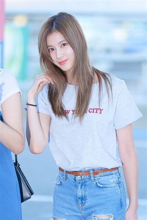 10 Times Twices Sana Showed Off Her Goddess Proportions In A Simple