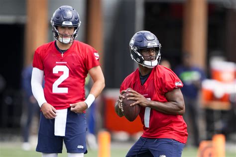 Madden Ratings For Seahawks Qbs Geno Smith And Drew