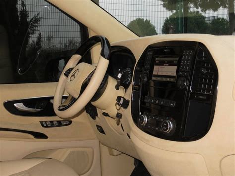 Что такое настоящая роскошь, показал доработанный Mercedes Vito за 15 ...