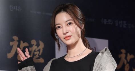 포토 김윤지 흠 잡을 곳 없는 미모