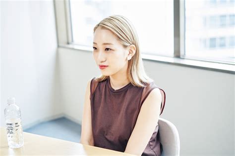 突如バズった歌手ライバー・KIMIKAが感じた“環境の変化” 「休む暇もないくらい仕事があるってすごく生きている感じ」｜Real Sound ...