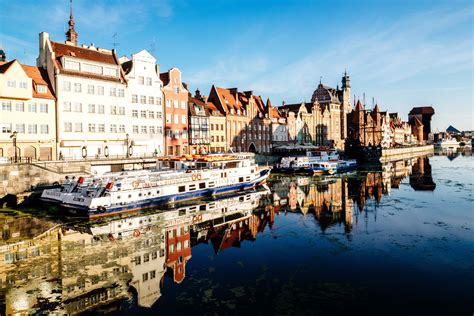 gdansk  vibrant city  northern poland gotopoland